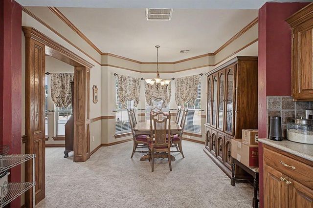 809 Ellsworth Avenue, Yukon, OK 73099