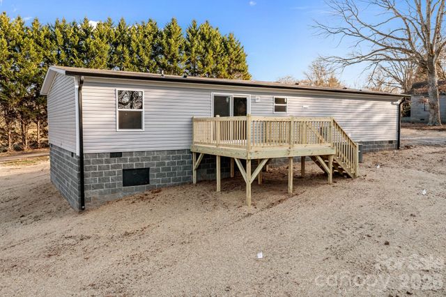 155 Little Egypt Lane, Taylorsville, NC 28681