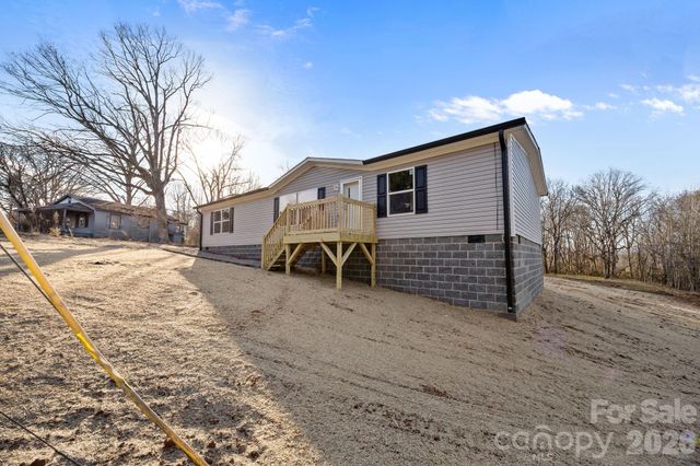 155 Little Egypt Lane, Taylorsville, NC 28681