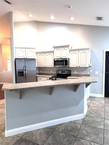 2616 HICKORY VIEW LOOP, Lakeland, FL 33813