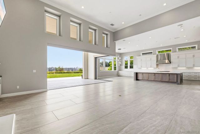 6210 Summit Crest Circle, San Diego, CA 92130