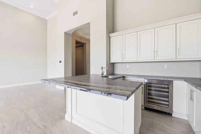 6210 Summit Crest Circle, San Diego, CA 92130