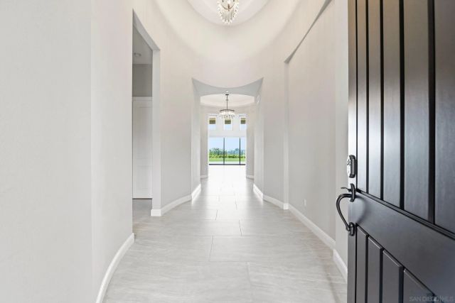 6210 Summit Crest Circle, San Diego, CA 92130