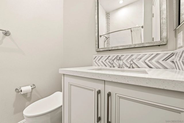 6210 Summit Crest Circle, San Diego, CA 92130