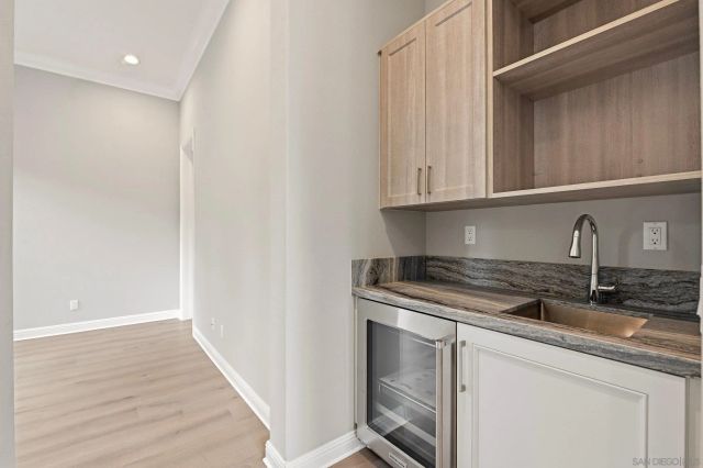 6210 Summit Crest Circle, San Diego, CA 92130