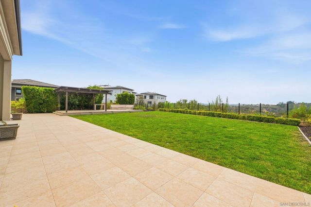 6210 Summit Crest Circle, San Diego, CA 92130