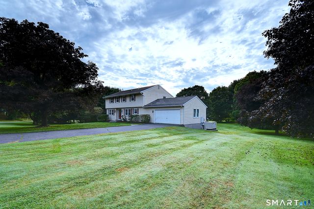 24 Canaan Way, Simsbury, CT 06070