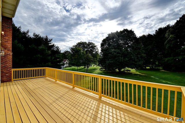 24 Canaan Way, Simsbury, CT 06070