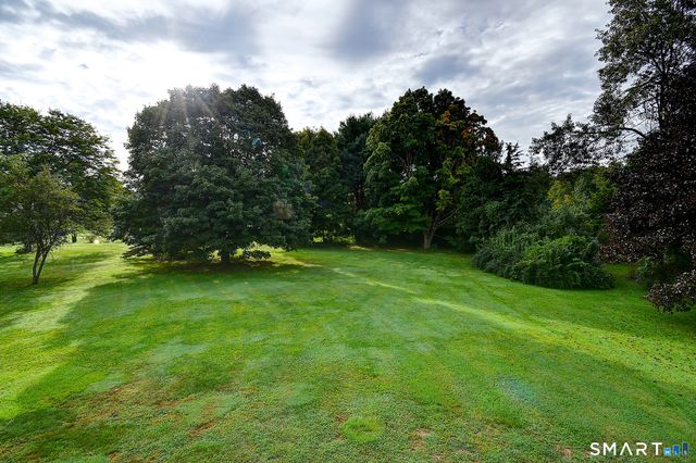 24 Canaan Way, Simsbury, CT 06070