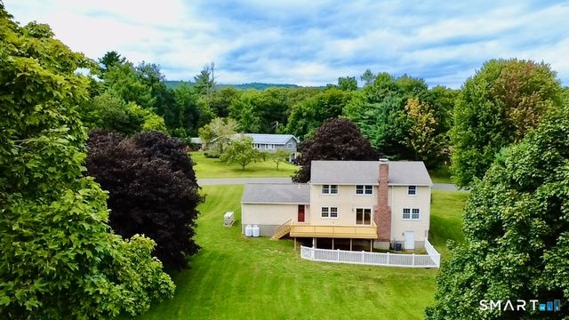 24 Canaan Way, Simsbury, CT 06070