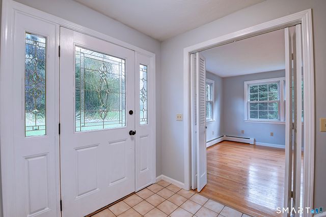 24 Canaan Way, Simsbury, CT 06070