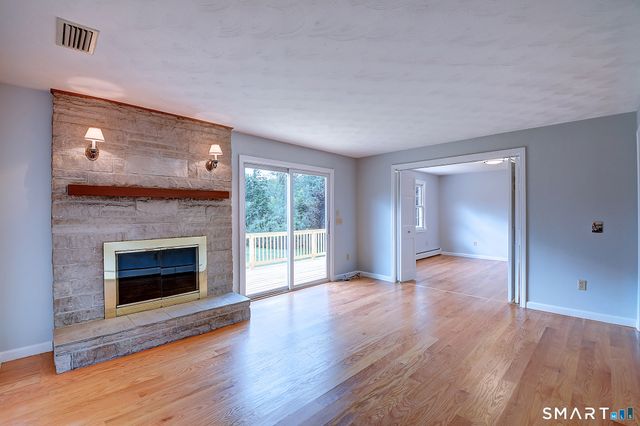 24 Canaan Way, Simsbury, CT 06070