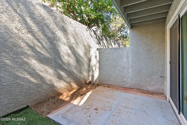 2773 W Anklam Rd Apt F, Tucson, AZ 85745