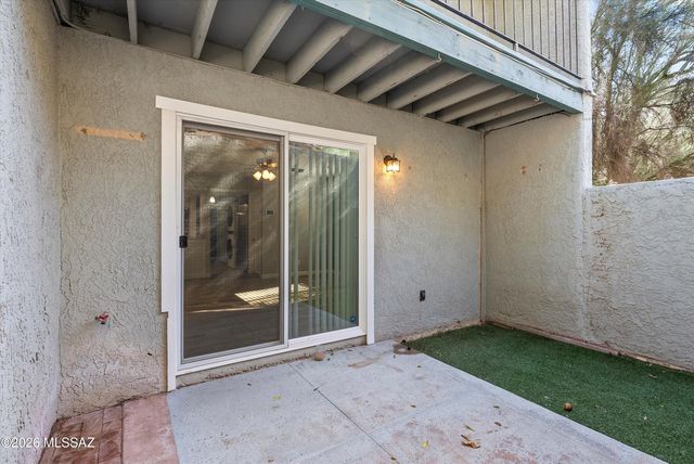 2773 W Anklam Rd Apt F, Tucson, AZ 85745