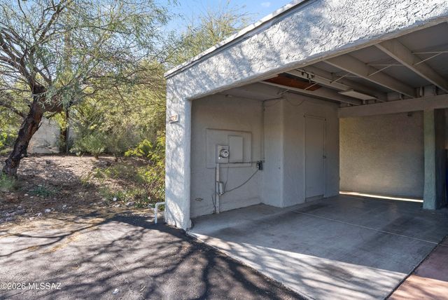 2773 W Anklam Rd Apt F, Tucson, AZ 85745