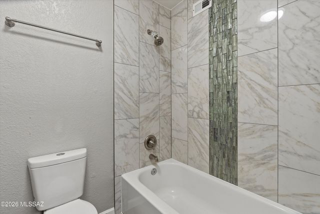 2773 W Anklam Rd Apt F, Tucson, AZ 85745