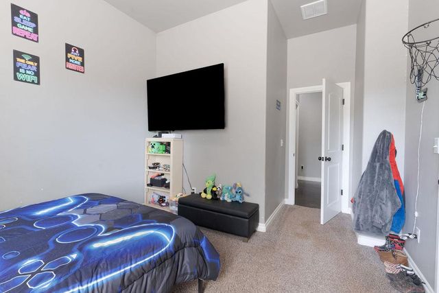 16703 Acorn Lane, Newalla, OK 74857