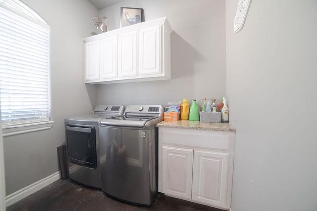 16703 Acorn Lane, Newalla, OK 74857