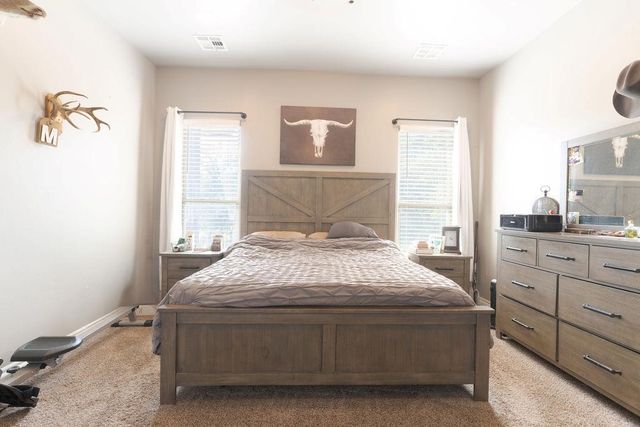 16703 Acorn Lane, Newalla, OK 74857
