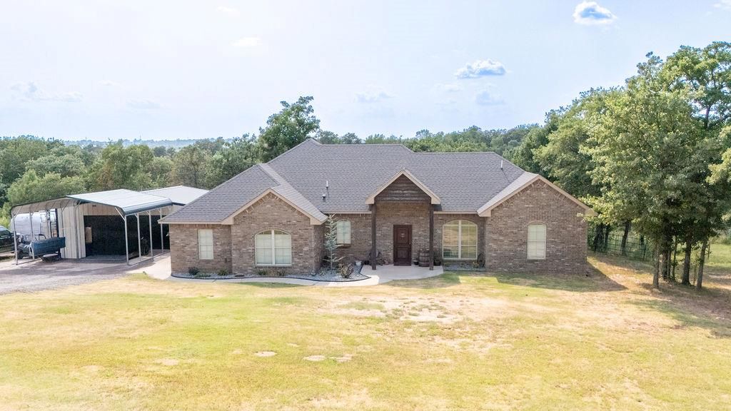 16703 Acorn Lane, Newalla, OK 74857