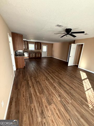 2004 Windsor Avenue, Nashville, GA 31639