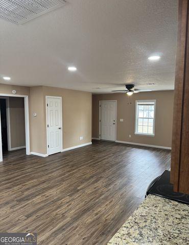 2004 Windsor Avenue, Nashville, GA 31639