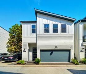 506 W Donovan Street E, Houston, TX 77091