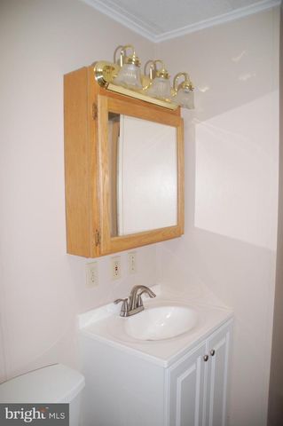 18 ASHETON LANE, Souderton, PA 18964
