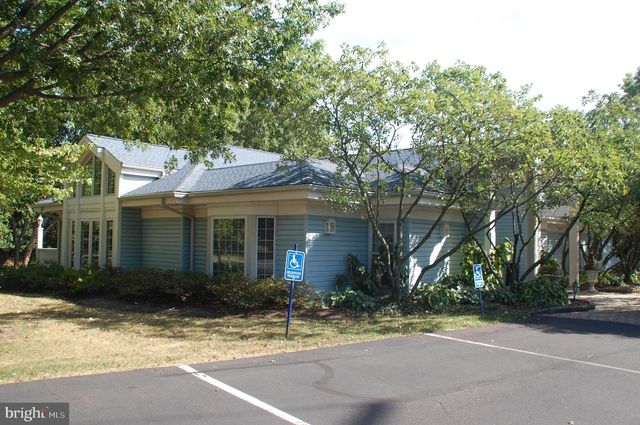 18 ASHETON LANE, Souderton, PA 18964