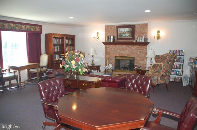 18 ASHETON LANE, Souderton, PA 18964