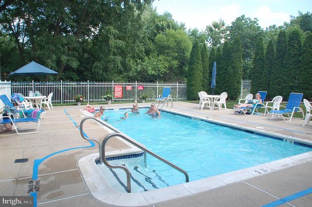 18 ASHETON LANE, Souderton, PA 18964