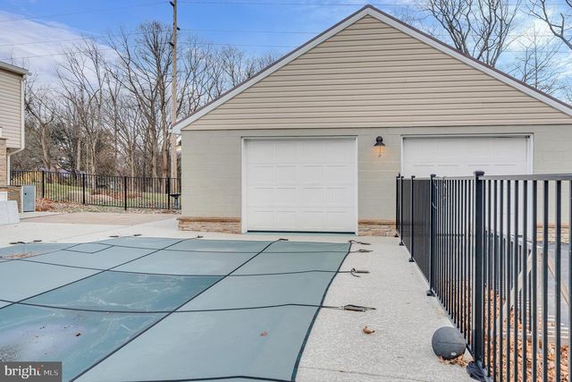 60 ARMORY DR, Chambersburg, PA 17202