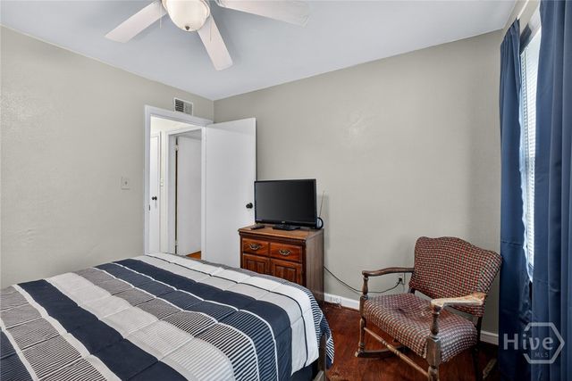 116 E 66th Street, Savannah, GA 31405