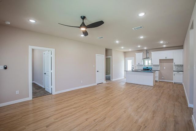 120 Brookview Drive, Bridgeport, TX 76426