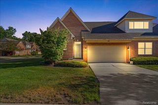 48840 Stonebriar Drive, Canton Charter Township, MI 48188