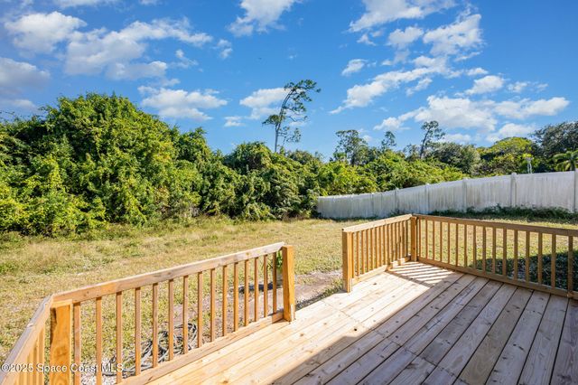 847 Trailwood Avenue, Titusville, FL 32796