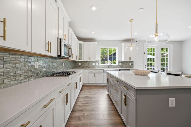 1272 COASTAL AVE, Stafford, VA 22554