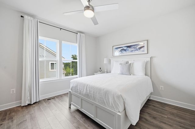 1272 COASTAL AVE, Stafford, VA 22554