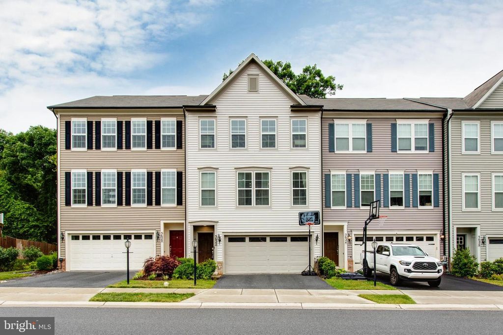 Image 1 of property listing at 5622 SCOTT RIDGE PL, Frederick, MD 21704