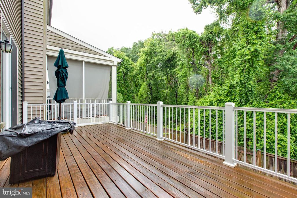 Image 20 of property listing at 5622 SCOTT RIDGE PL, Frederick, MD 21704
