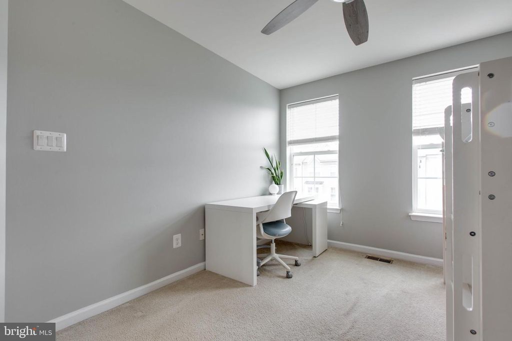 Image 28 of property listing at 5622 SCOTT RIDGE PL, Frederick, MD 21704