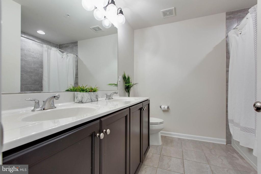 Image 30 of property listing at 5622 SCOTT RIDGE PL, Frederick, MD 21704