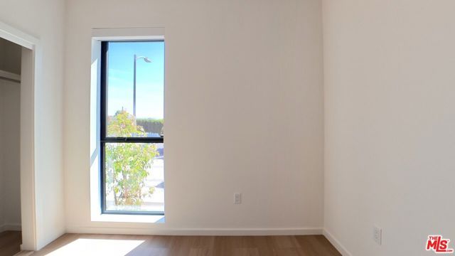 5119 Colfax Avenue 202, Valley Village, CA 91601