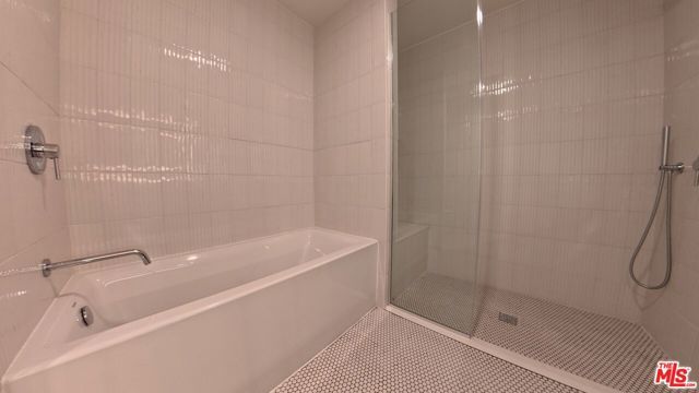 5119 Colfax Avenue 202, Valley Village, CA 91601