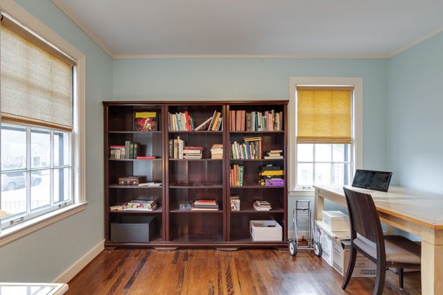 4072 N WALNUT GROVE CIR, Memphis, TN 38117