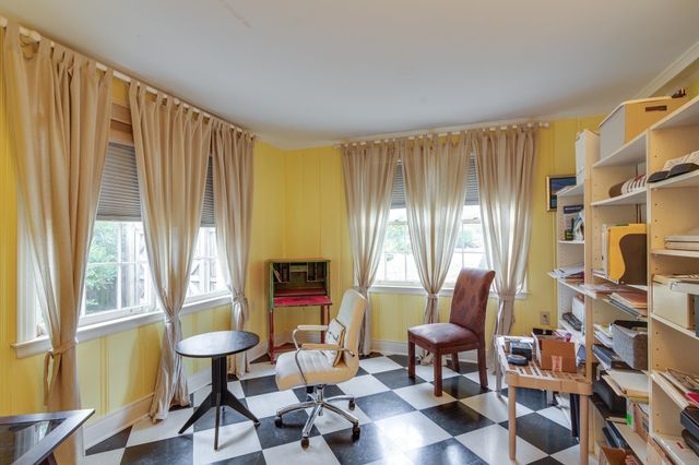 4072 N WALNUT GROVE CIR, Memphis, TN 38117