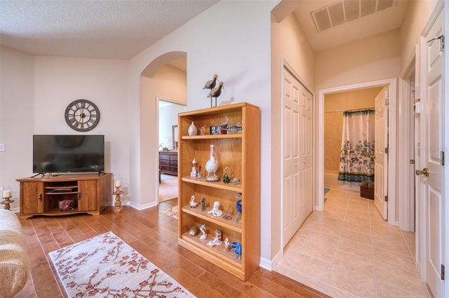 8223 SIMPSON FALLS COURT, Sarasota, FL 34243