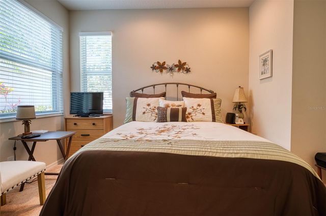 8223 SIMPSON FALLS COURT, Sarasota, FL 34243