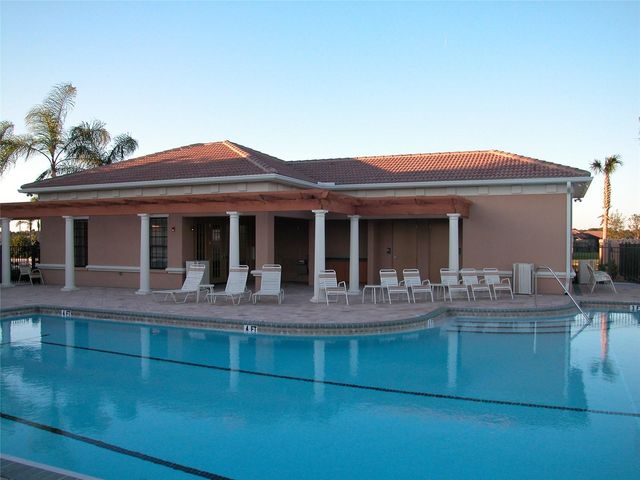 8223 SIMPSON FALLS COURT, Sarasota, FL 34243