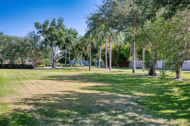 8223 SIMPSON FALLS COURT, Sarasota, FL 34243